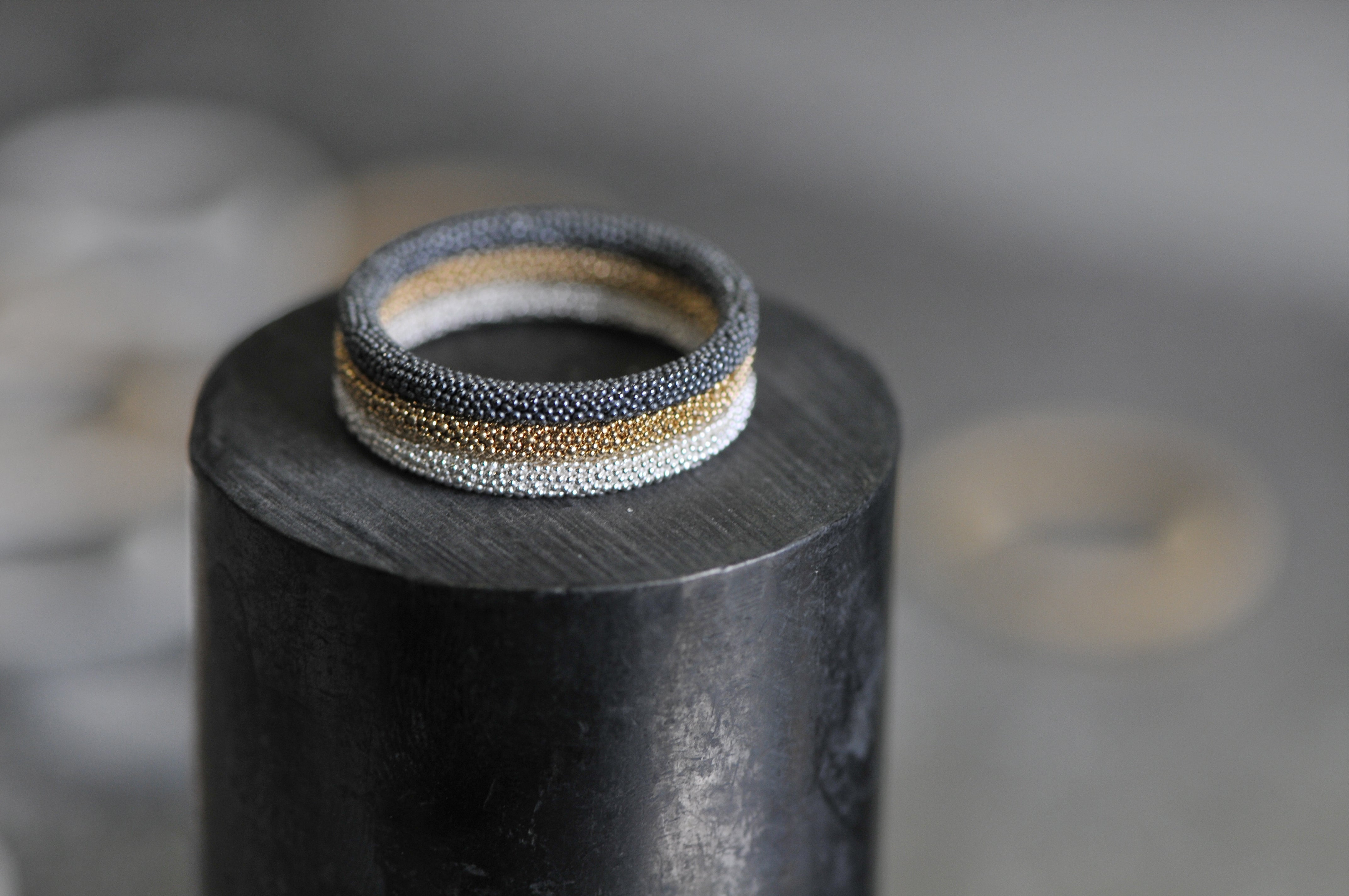 anello-8911-multicolore-microstruttura.jpg